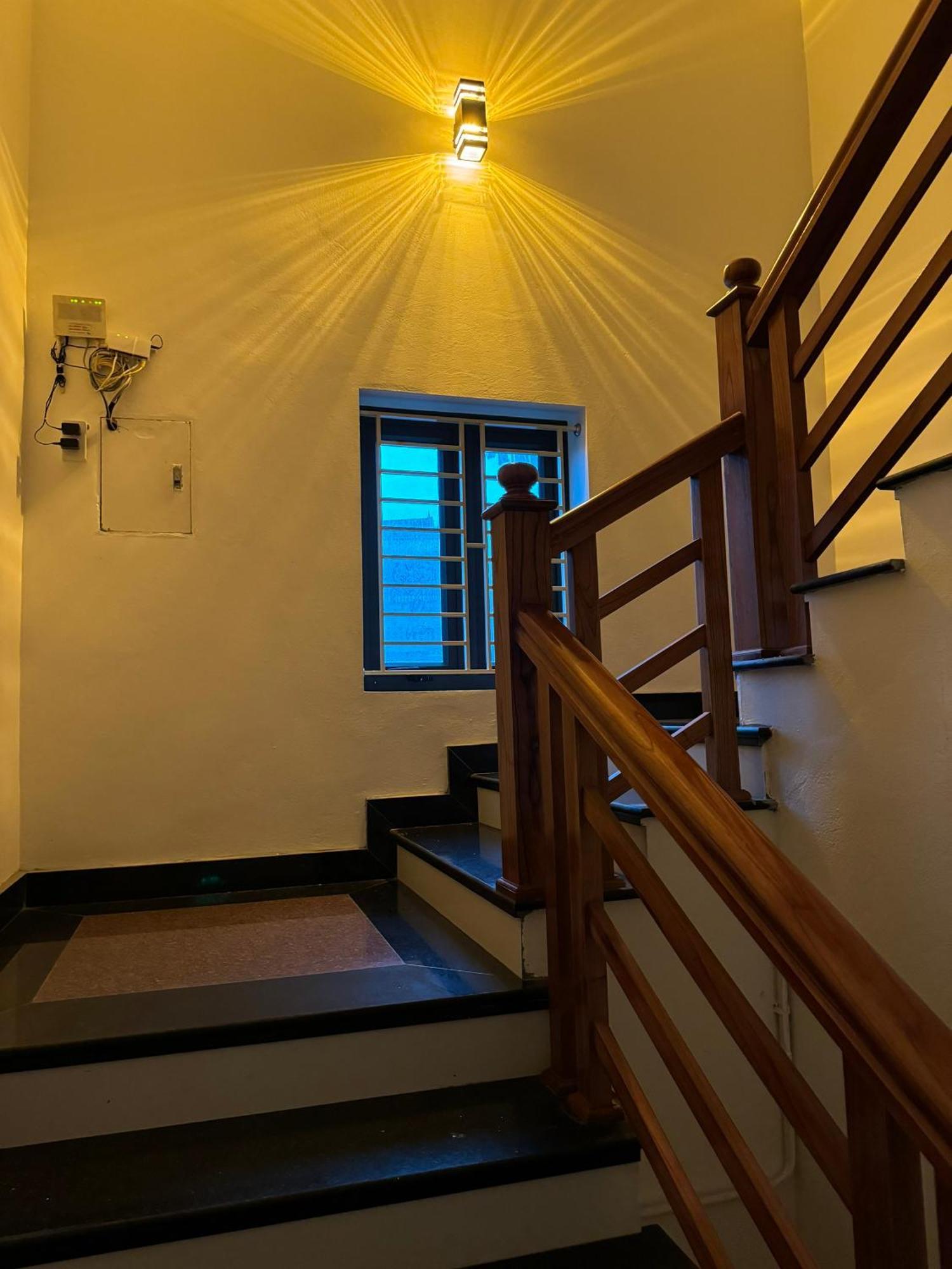 Hotel Minh Thang Nho Quan 외부 사진
